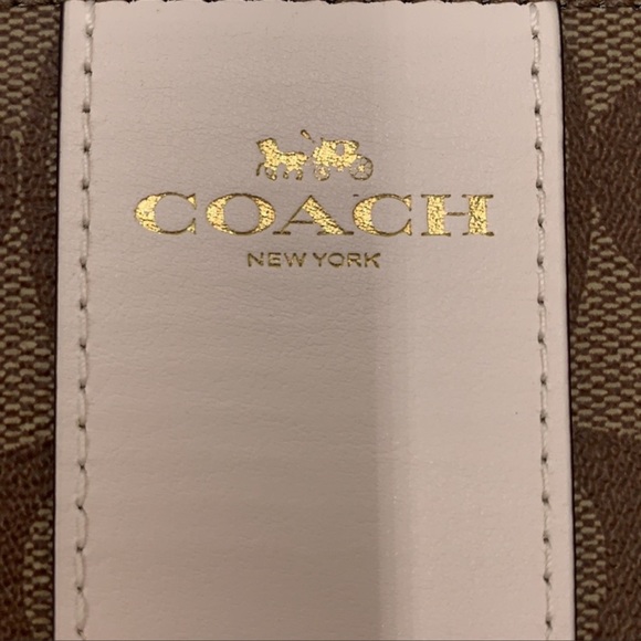 Corner Zip Wristlet In Signature Canvas KHAKICHALK - Picture 8 of 16